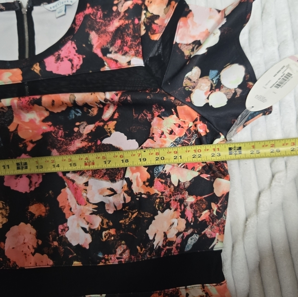 Boutique Floral Midi Dress NWT Sz 2x Sheer Detail - Picture 9 of 10